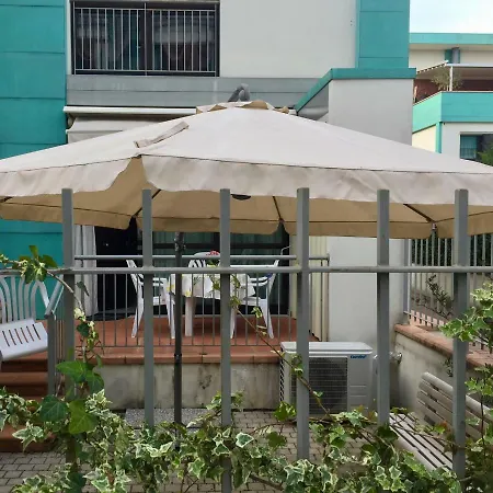 My House For Florence, Airconditioned - Easy Parking *