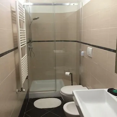 My House For Florence, Airconditioned - Easy Parking דירה