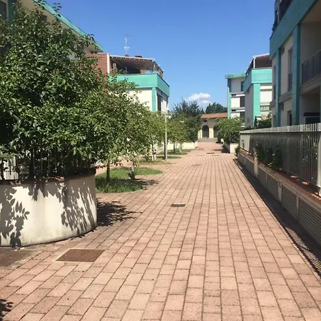 My House For Florence, Airconditioned - Easy Parking Apartment *